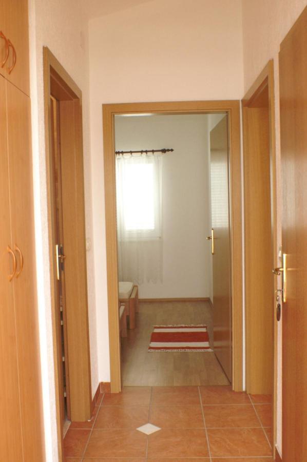 Apartments By The Sea Razanj, Rogoznica - 4185 Exterior foto